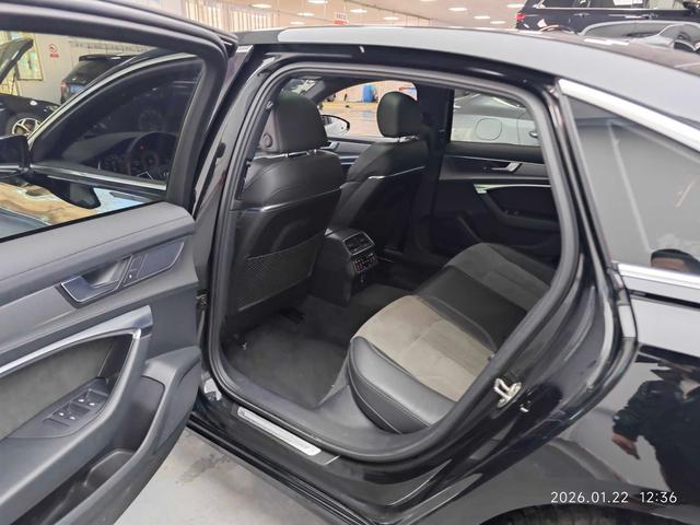 Audi A6L 2019 car image #10