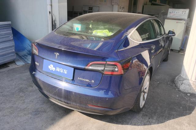 Tesla Model 3 2020 car image #10