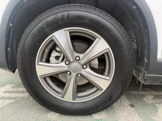 Haval H6 2014 car image #10