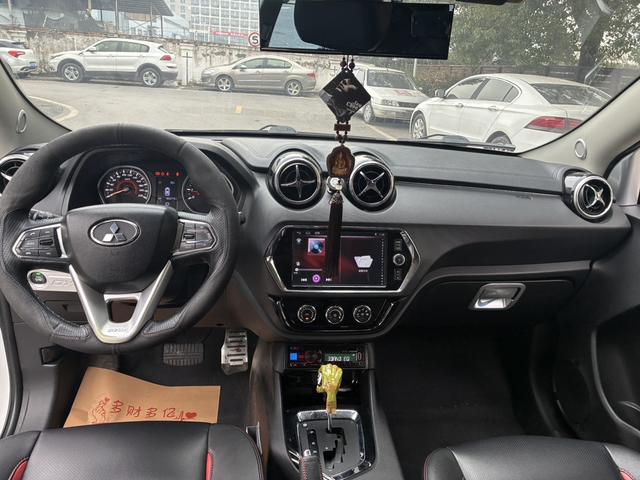 Soueast DX3 2017 imagen de coche #10