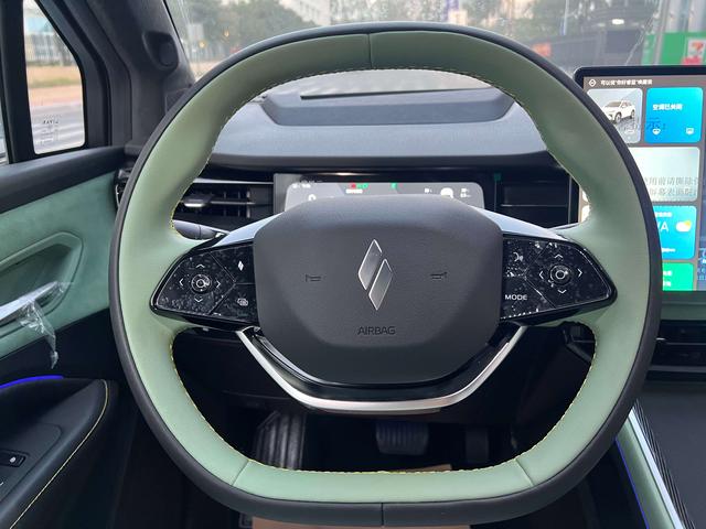 Livan 7 2025 imagen de coche #10