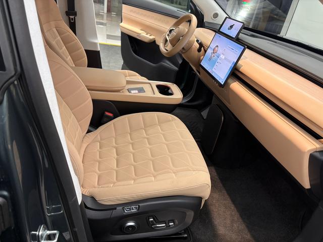 Exceed Stellar Era ET 2024 car image #10