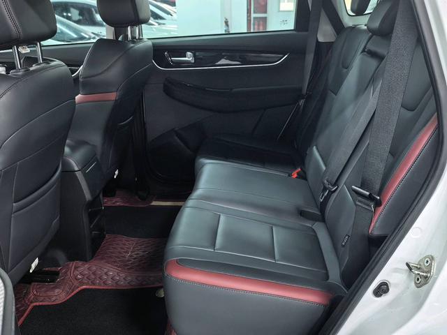 Forthing T5 EVO 2022 #10 Forthing T5 EVO 2022 car image #10