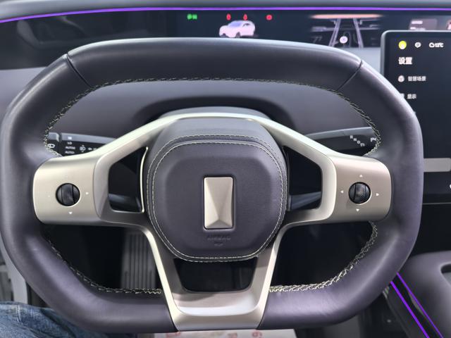 Avatr 07 2025 imagem de carro #10