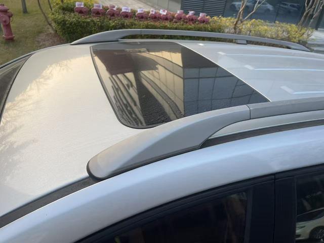 Chevrolet Captiva (Imported) 2011 car image #10