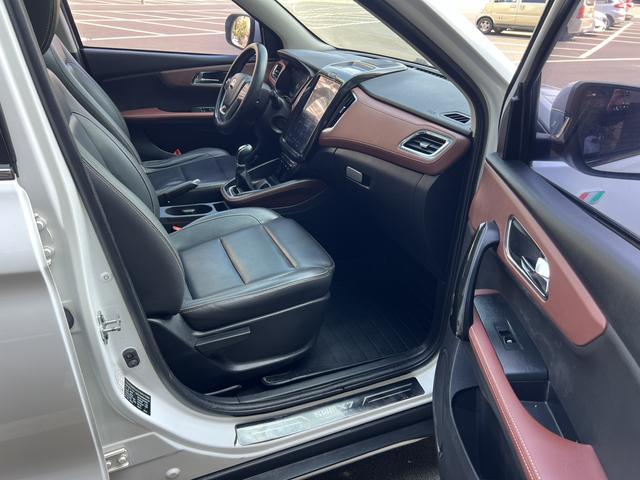 SWM X7 2016 imagem de carro #10