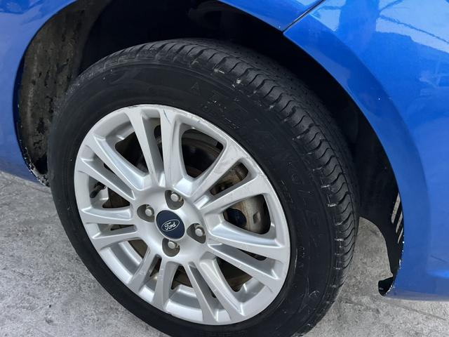 Ford Fiesta 2014 car image #10