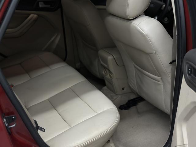 Ford Focus 2012 car image #10