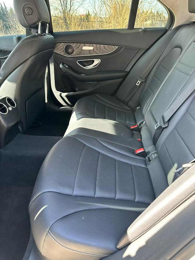 Mercedes-Benz C Class 2016 car image #10