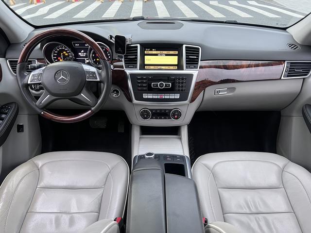 Mercedes-Benz M Class 2012 #10 Mercedes-Benz M Class 2012 car image #10