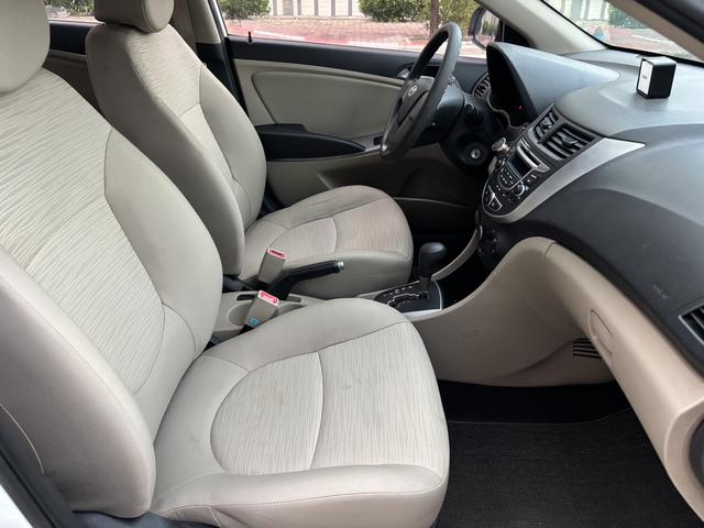 Hyundai Reina 2015 car image #10