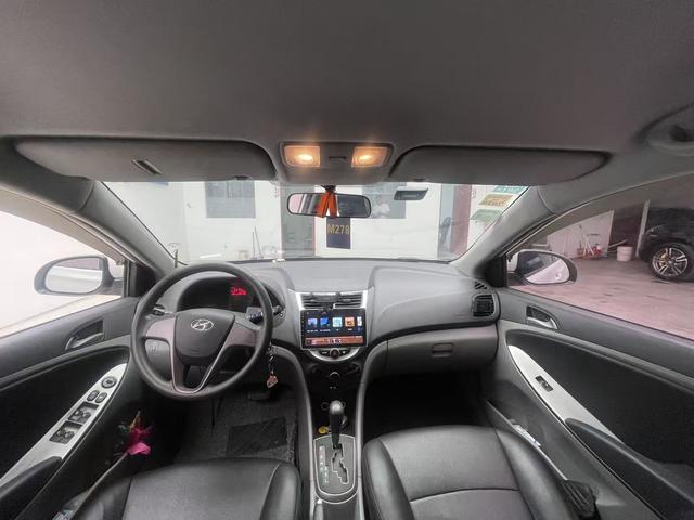 Hyundai Reina 2016 #10 Hyundai Reina 2016 car image #10