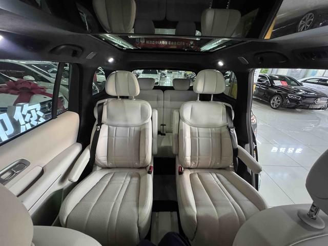 Deepal S09 2025 #10 Deepal S09 2025 car image #10