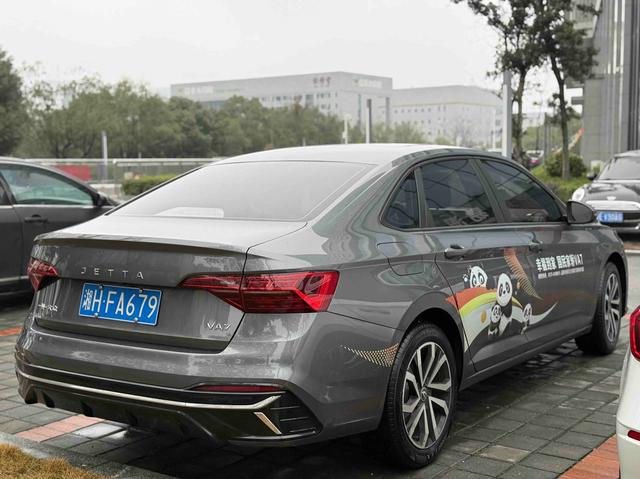 Jetta VA7 2025 car image #10