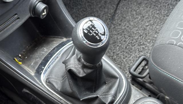 Chevrolet Tracker 2015 #10 Chevrolet Tracker 2015 immagine di auto #10