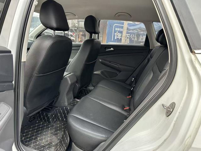 Jetta VS5 2019 car image #10