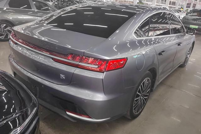 BYD Han 2022 صورة سيارة #10