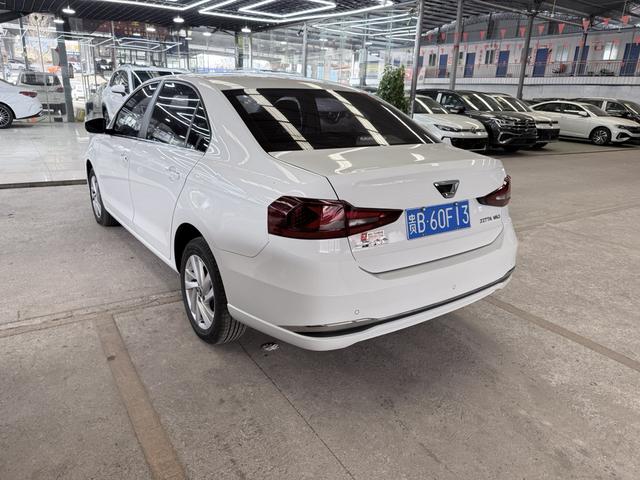 Jetta VA3 2023 صورة سيارة #10