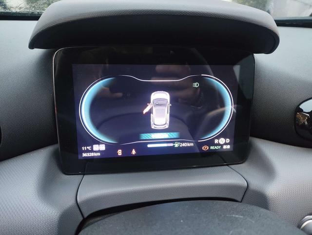 零跑汽车 零跑T03 2021 汽车图片 #10