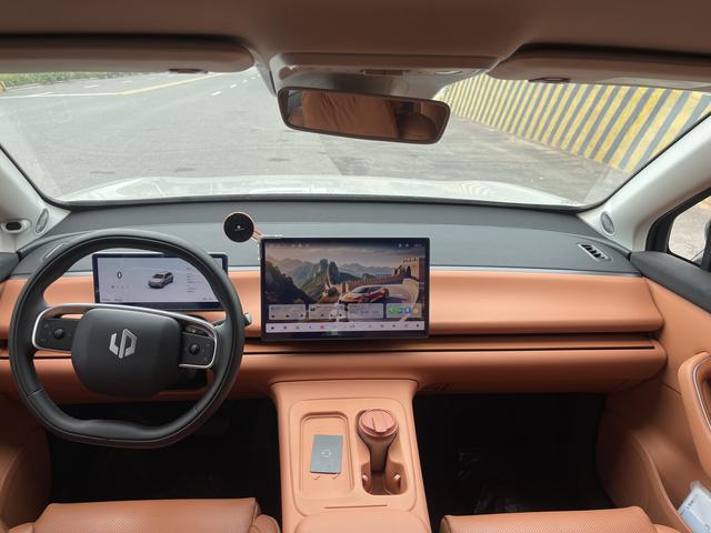 零跑汽车 零跑C10 2024 汽车图片 #10