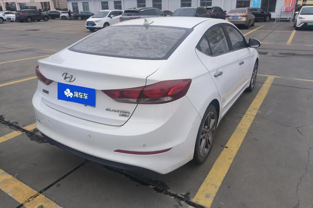 Hyundai Elantra AD 2016 immagine di auto #10
