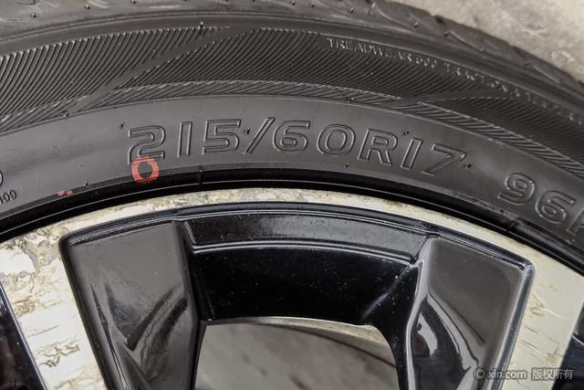 SWM斯威汽车 SWM斯威X7 2019 汽车图片 #10