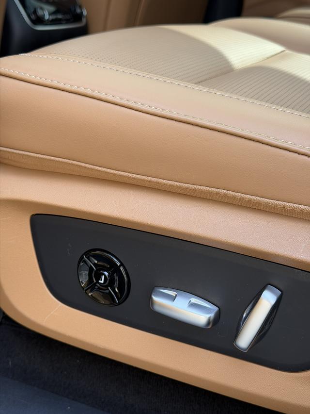 Li One 2022 изображение автомобиля #10