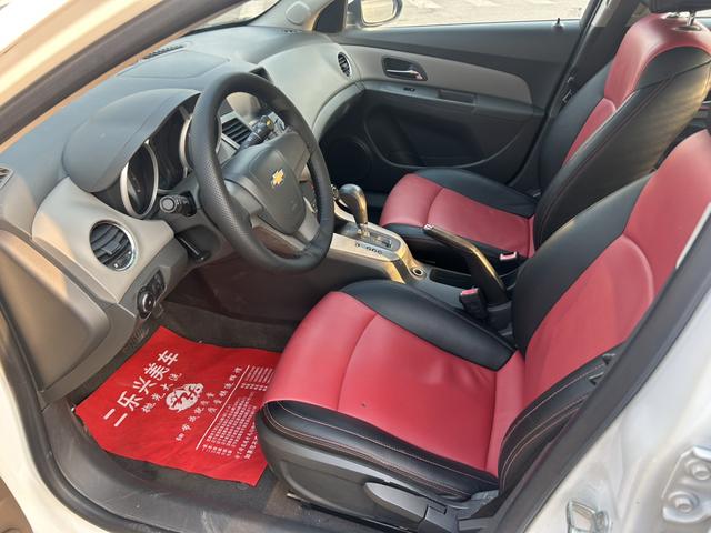 Chevrolet Cruze 2013 imagem de carro #10