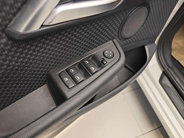 BMW 1 Series 2018 car image #10