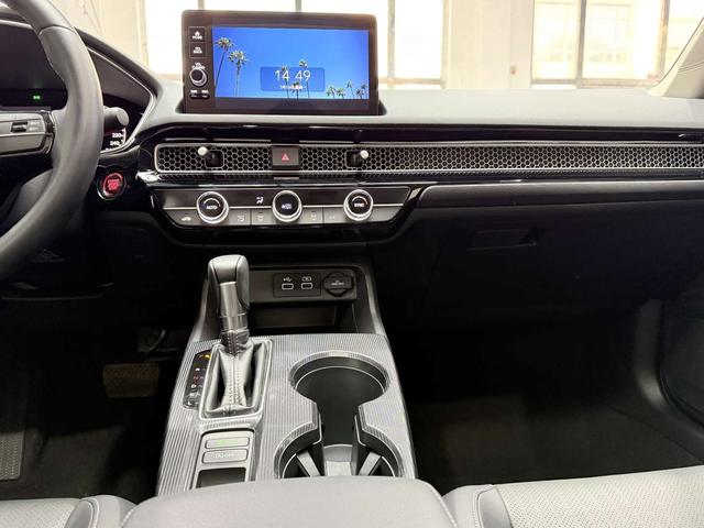 Honda Civic 2022 immagine di auto #10