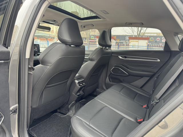 GEELY Emgrand 2022 #10 GEELY Emgrand 2022 car image #10