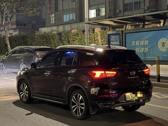 广汽传祺 传祺GS4新能源 2018 汽车图片 #10