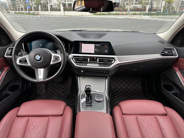BMW 3 Series 2022 car image #10