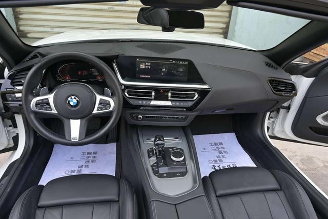 BMW Z4 2020 immagine di auto #10