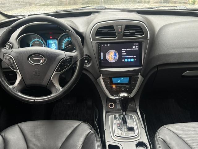 GAC Trumpchi GS5 2014 car image #10