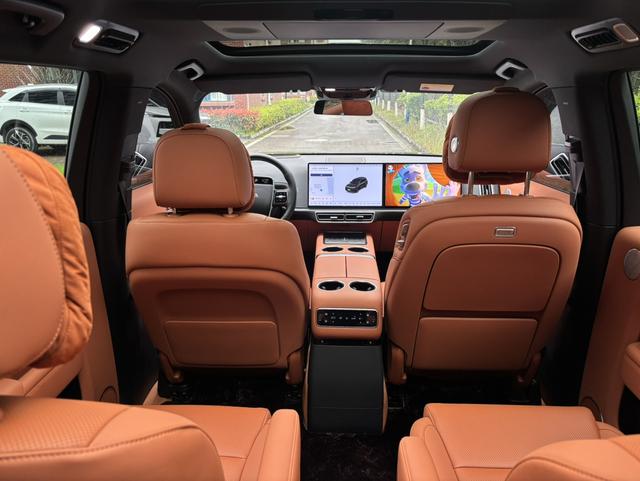 Li L9 2025 image de voiture #10