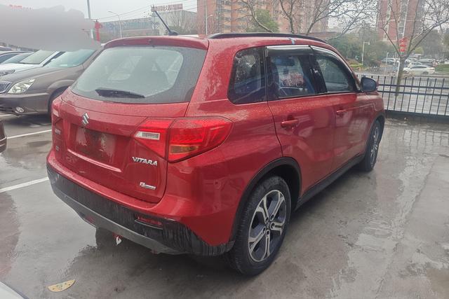 Suzuki Vitara 2016 صورة سيارة #10