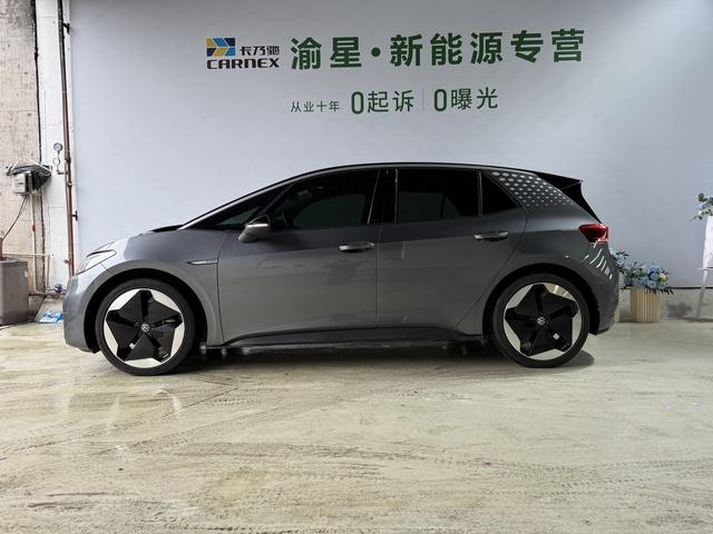 Volkswagen ID.3 2024 car image #10