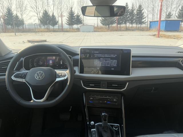 Volkswagen Tayron 2022 car image #10