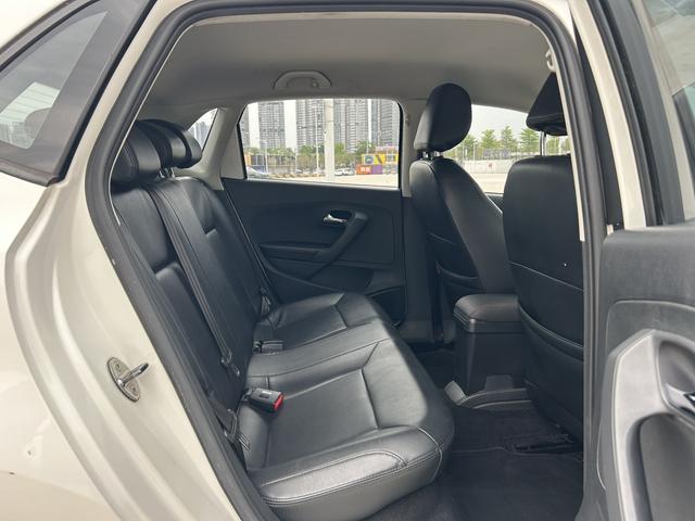 Volkswagen Polo 2018 car image #10
