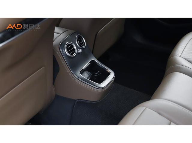 Mercedes-Benz E Class New Energy 2021 изображение автомобиля #10