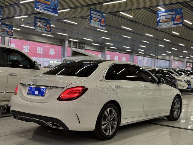 Mercedes-Benz C Class 2020 صورة سيارة #10