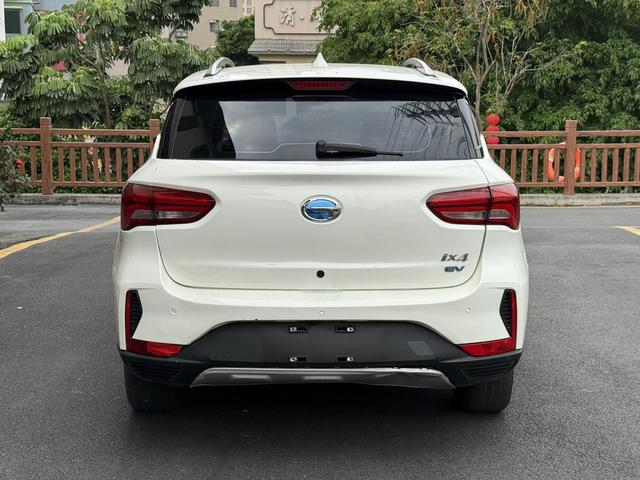 GAC ix4 2019 car image #10