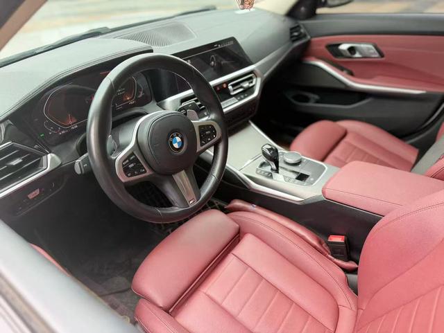 BMW 3 Series 2021 car image #10
