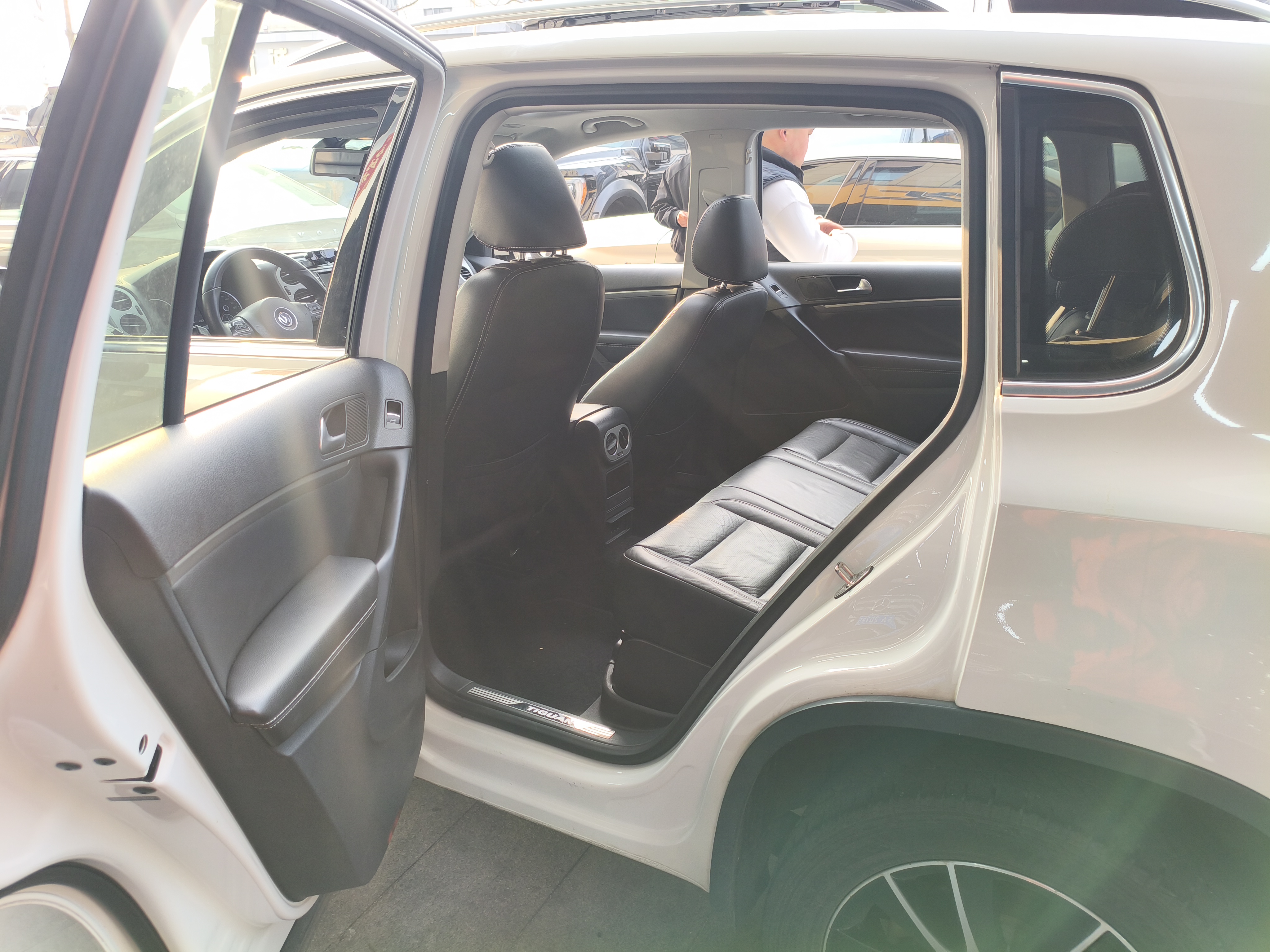 Volkswagen Tiguan 2016 car image #10