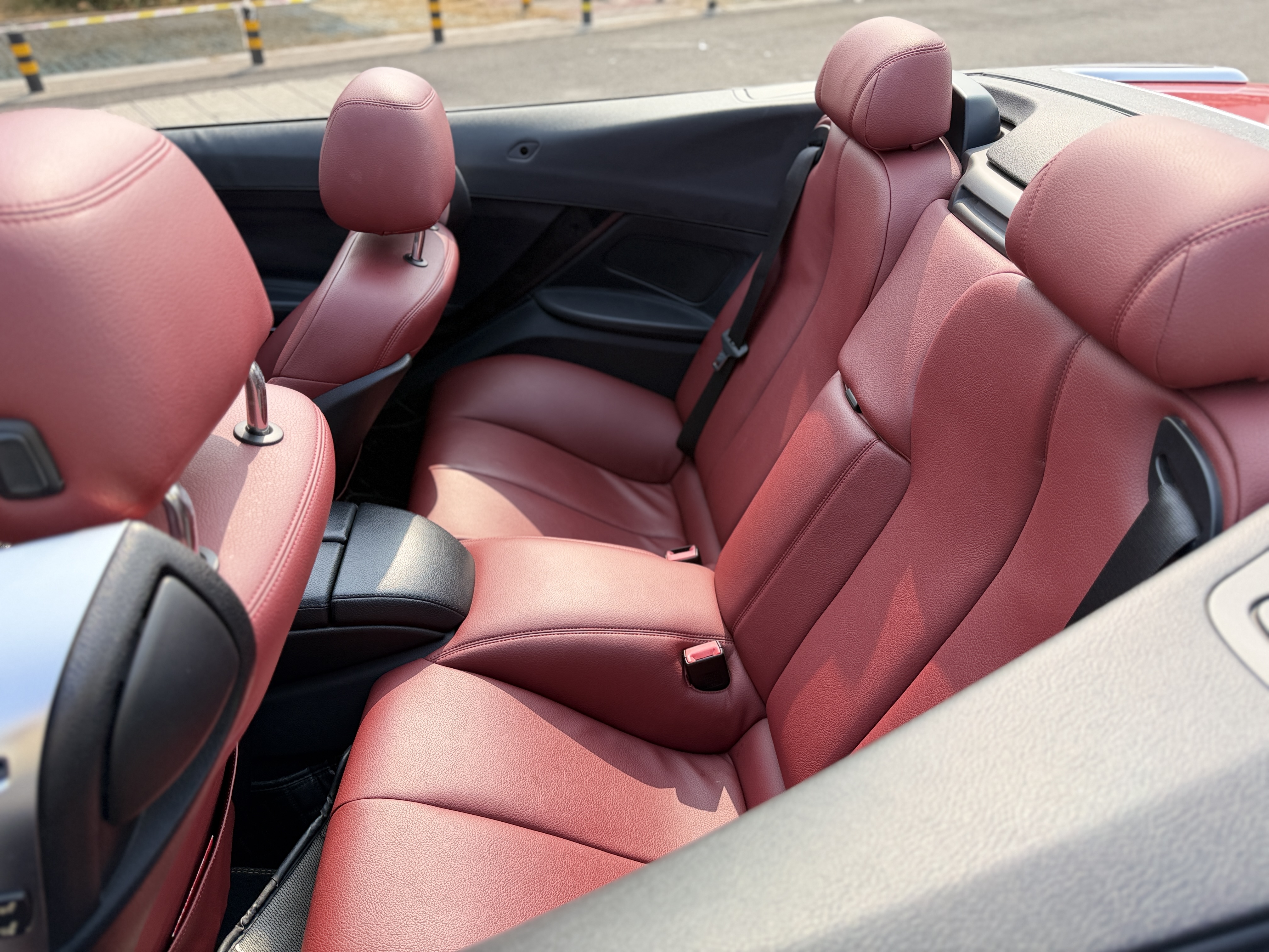 BMW 6 Series 2011 car image #10