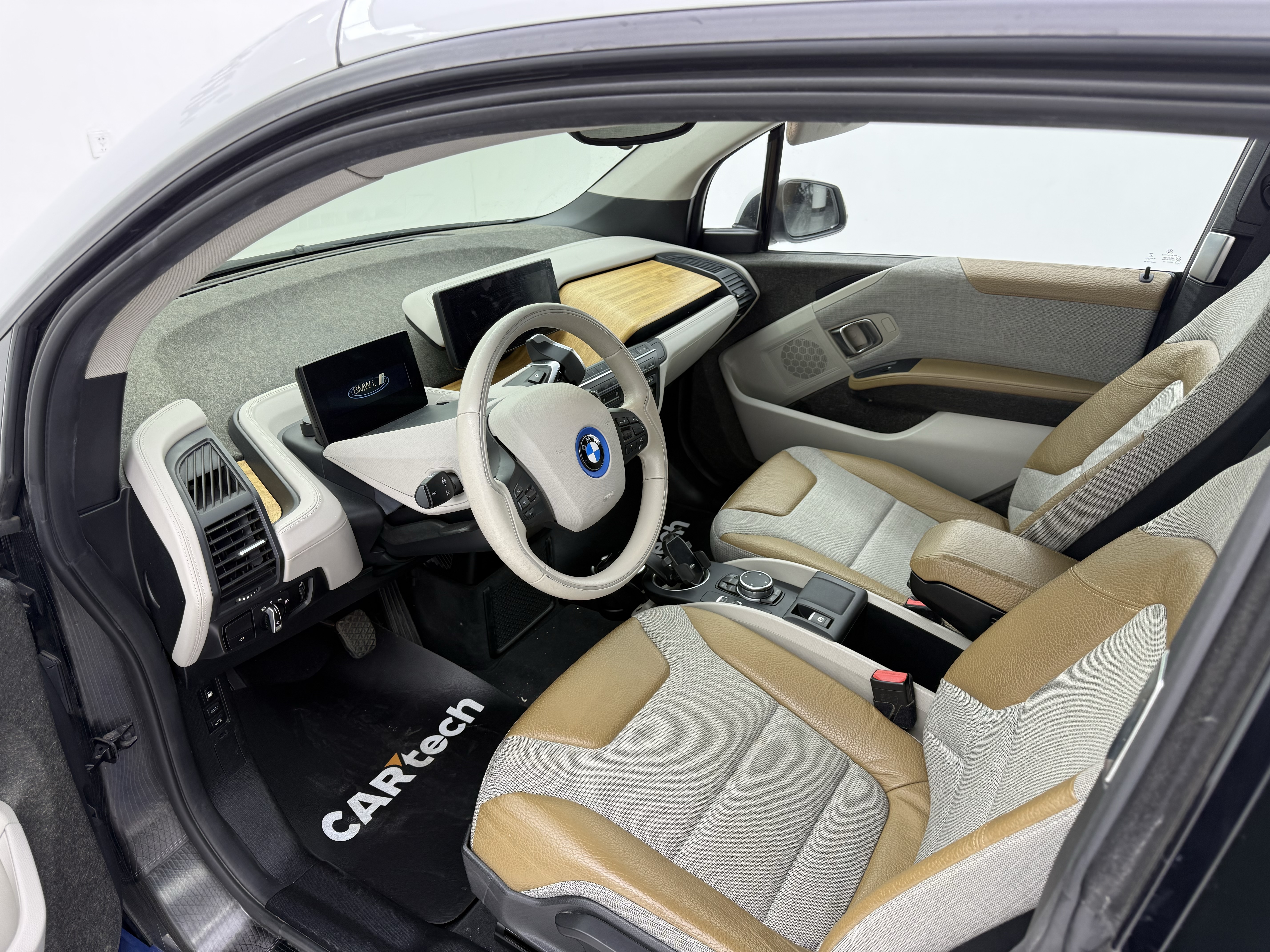 BMW i3 (Imported) 2016 #10 BMW i3 (Imported) 2016 صورة سيارة #10