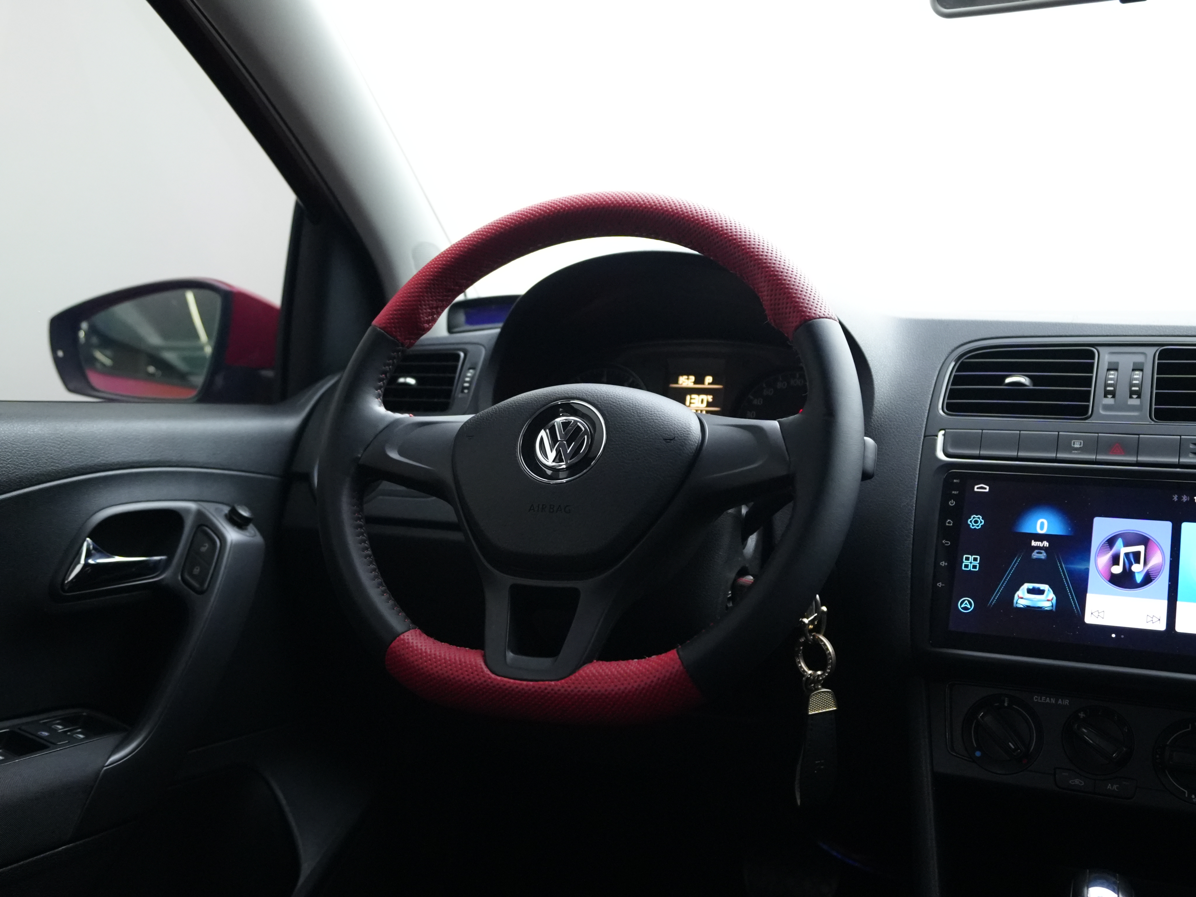Polo 2017 car image #10
