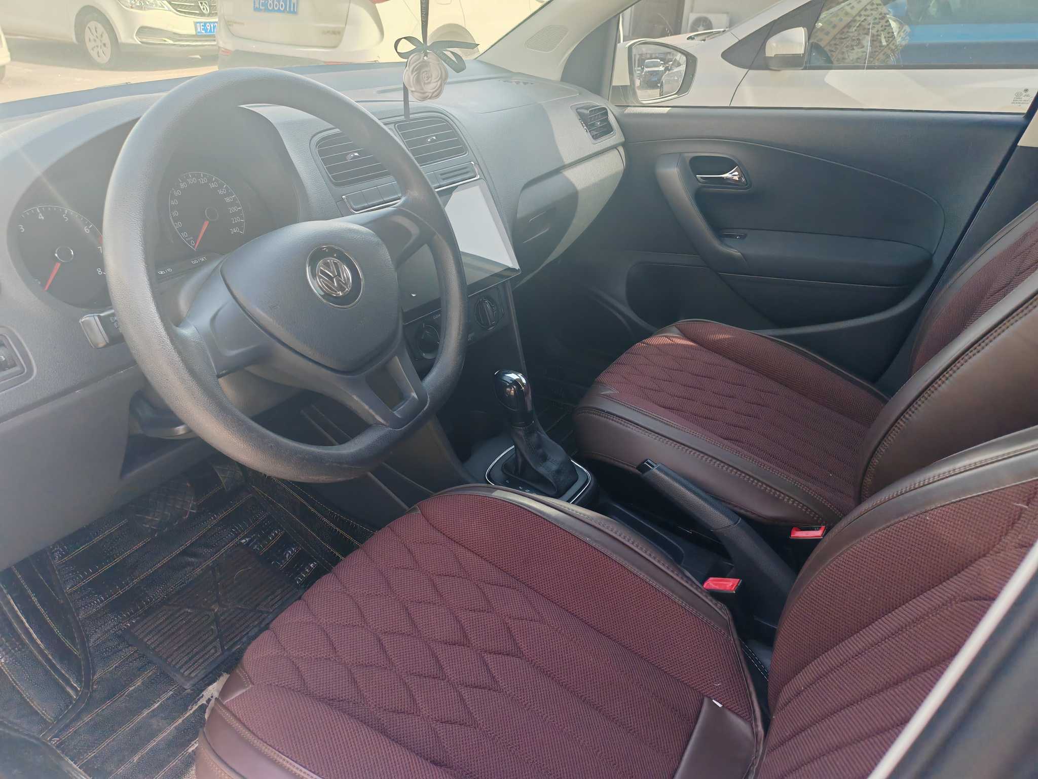 Volkswagen Polo 2017 #10 Volkswagen Polo 2017 car image #10