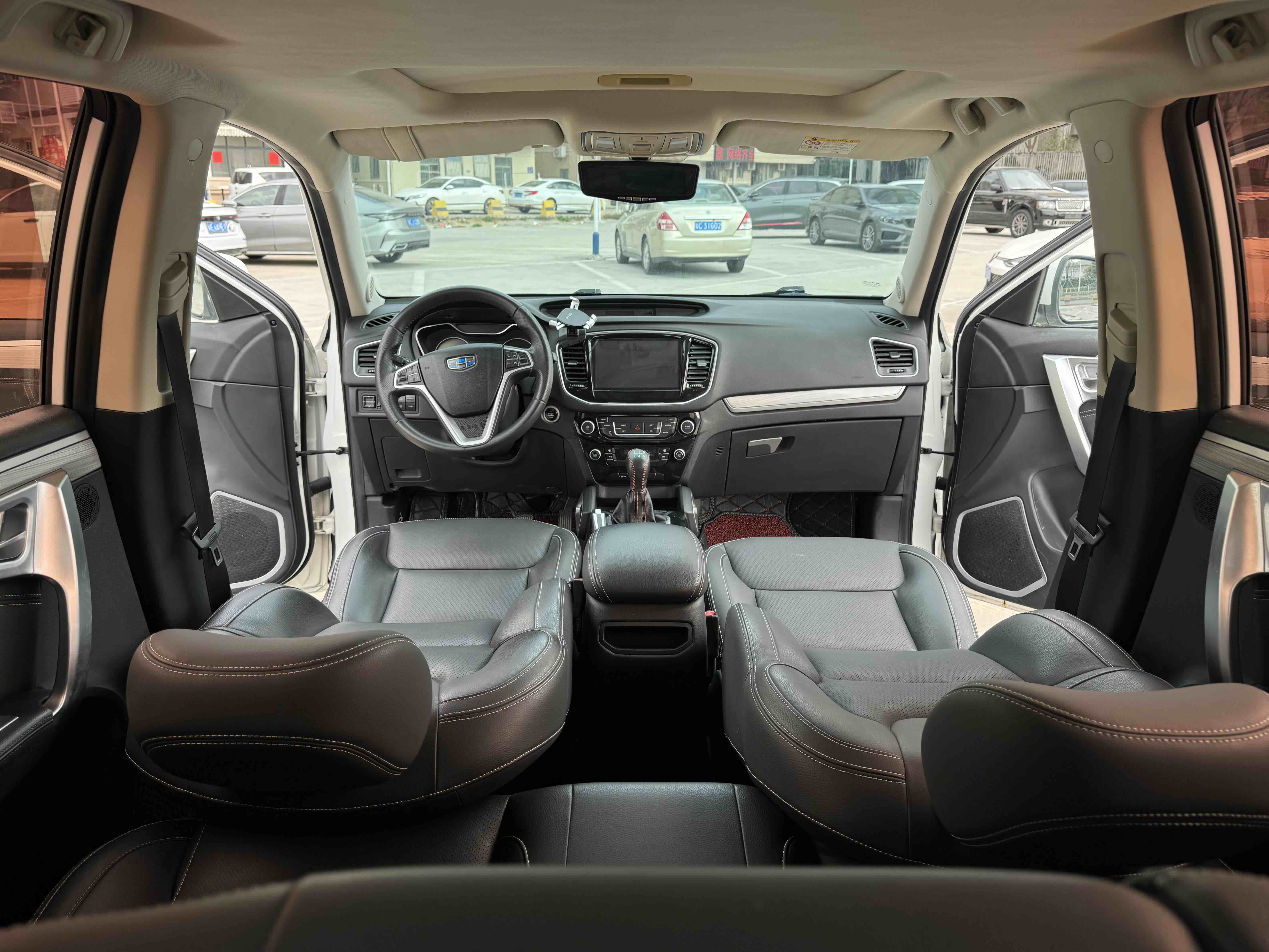 GEELY Emgrand GS 2017 immagine di auto #10